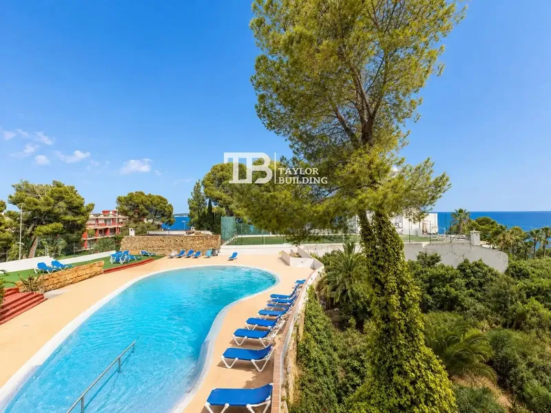 Taylor Building Real Estate presents exclusively this studio in one of the most attractive areas of Illetas, Calvià, with beautiful sea views — photo 4
