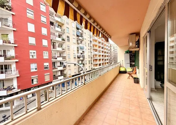 Flat / apartment in Calle de Ramon Muntaner, Bons Aires, Palma de Mallorca — photo 4