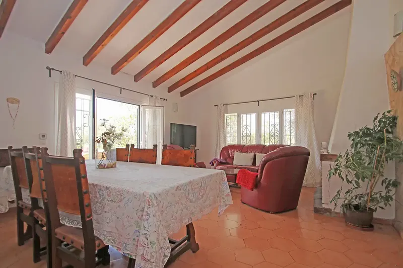 This charming rustic finca was built in 1970 on a natural plot of approx. 4,742 m² near Llucmajor and offers an opportunity — photo 4