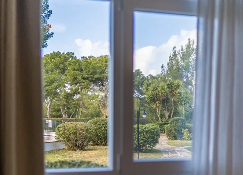 Charming first floor apartment in Santa Ponsa completely renovated — photo 12