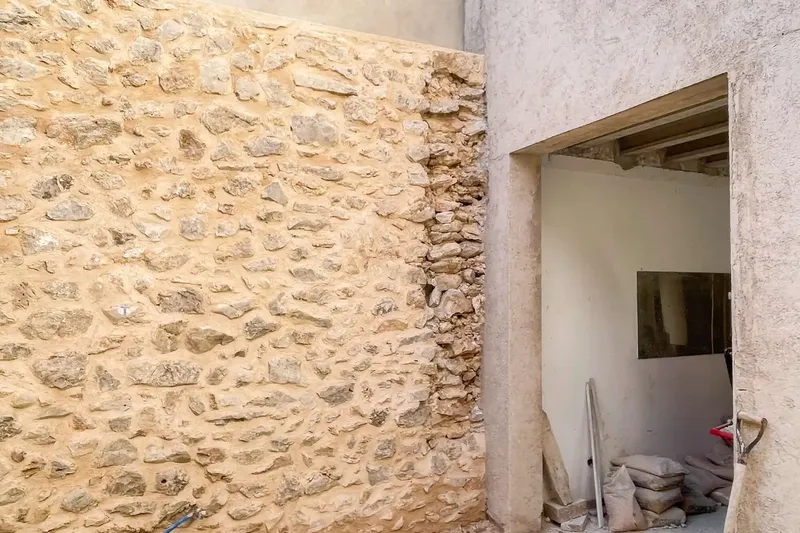 In a highly sought-after location in Artà, this historic house offers an attractive opportunity for investors looking for a project — photo 8