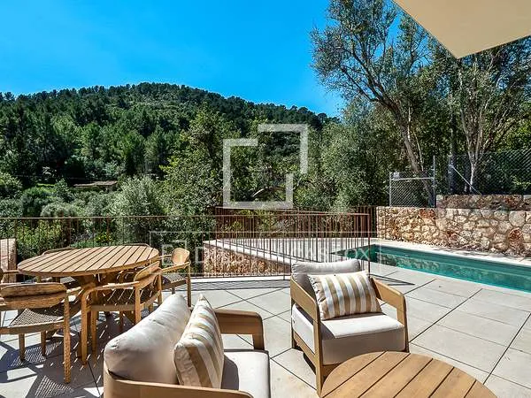 House / villa of 427m² with 60m² of garden for sale in Pollença — photo 4