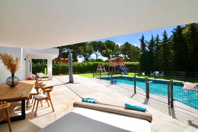 Family-friendly modern villa in Cas Catala with large pool and 5 bedrooms for sale — photo 10