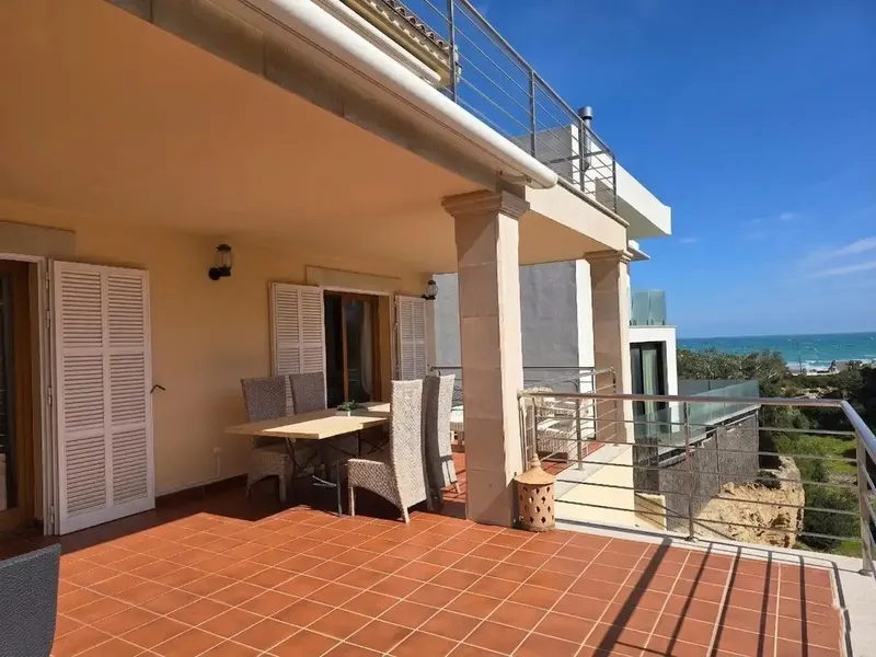 Magnificent villa for sale in Cala Sant Vicenç, located in a privileged area very close to the sea, ideal both as a main residence and — photo 12