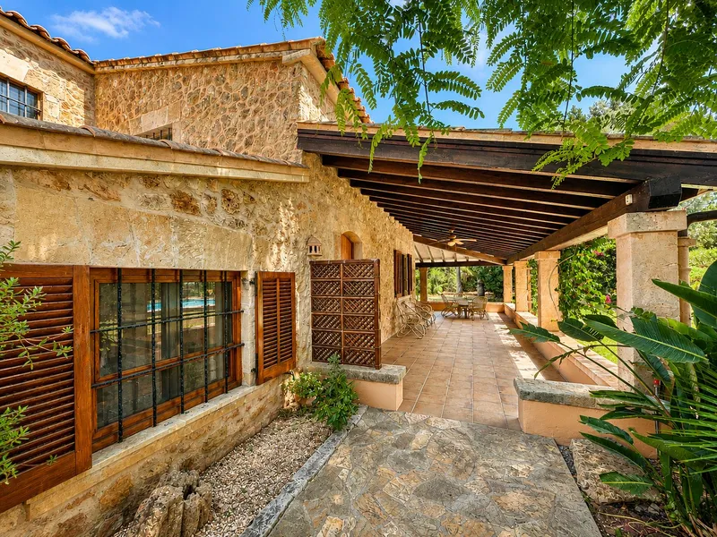 Rustic finca with views, pool, privacy and charm ... — photo 11