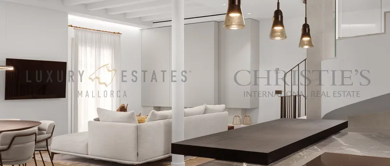 High-quality refurbished townhouse in the heart of Palma with roof terrace and pool — photo 5