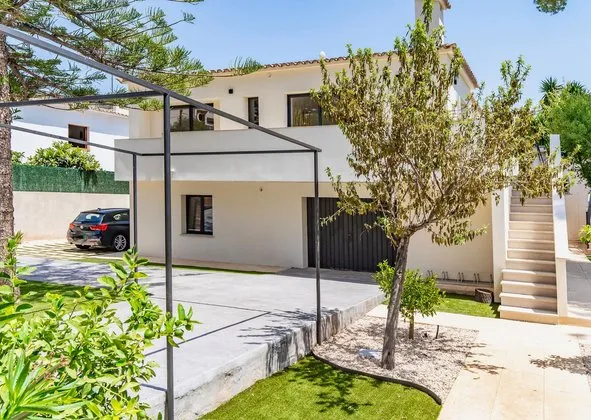 Detached house in Mallorca / Peguera, Peguera, Calvià — photo 1