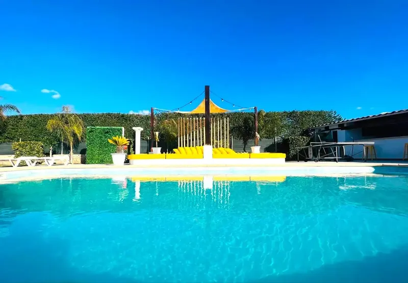 Discover this majestic villa in Son Ferriol, a true oasis of luxury spanning a generous 683 m2 and surrounded — photo 11