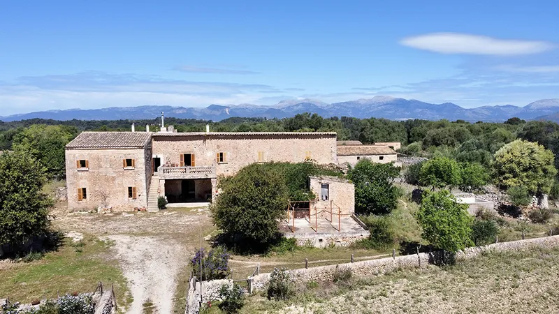 Impressive rustic estate with large Mas land — photo 4