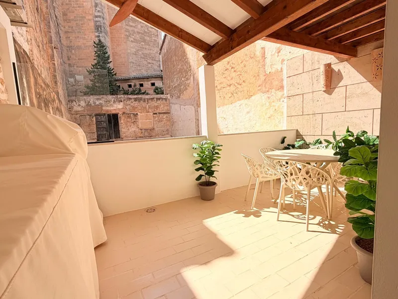 Exclusive designer apartment on the 1st floor, at the market square of Llucmajor — photo 11