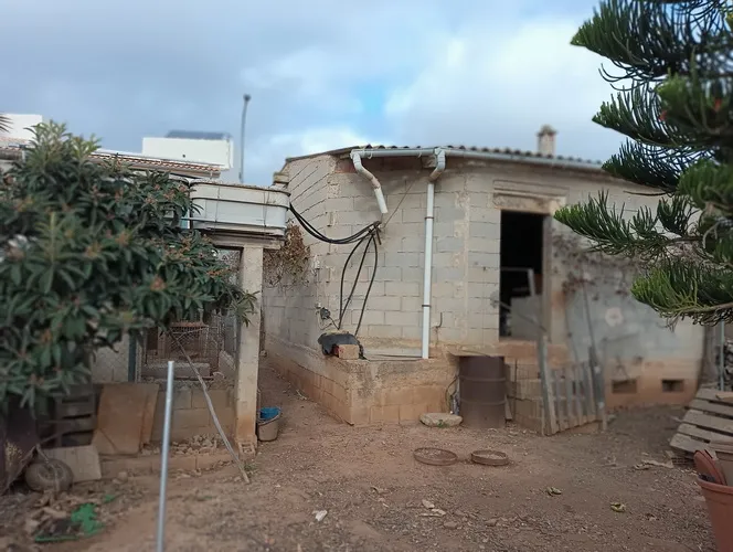 Large urban plot on the outskirts of Ses Salines — S 04 CM — photo 4