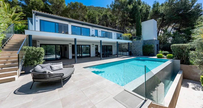 Designer villa with good privacy in Cala Llamp Port Andratx — photo 1