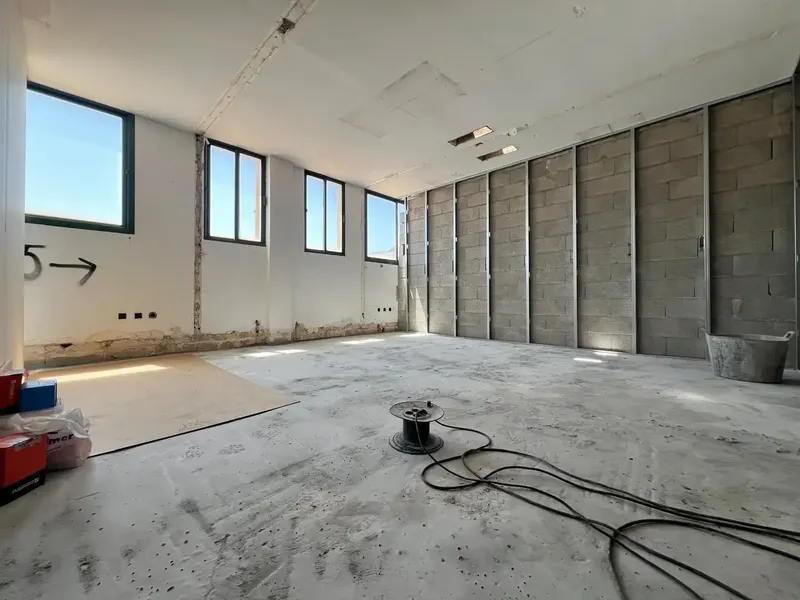 Building permit granted for 10 homes. Construction 50% complete. — photo 6