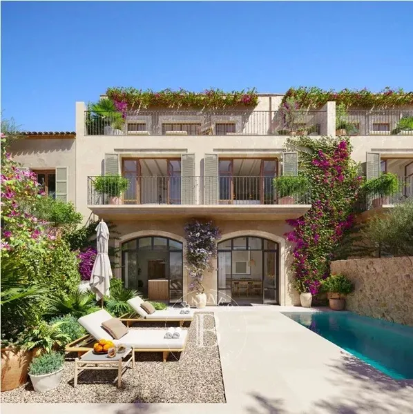 Elegant Three-Level Sustainable Townhouse with Scenic Mountain Views in Santa Maria del Camí — photo 1