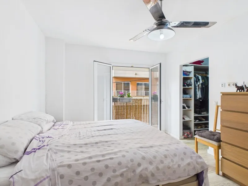 Three Bedroom Apartment with Spacious Terrace — photo 4