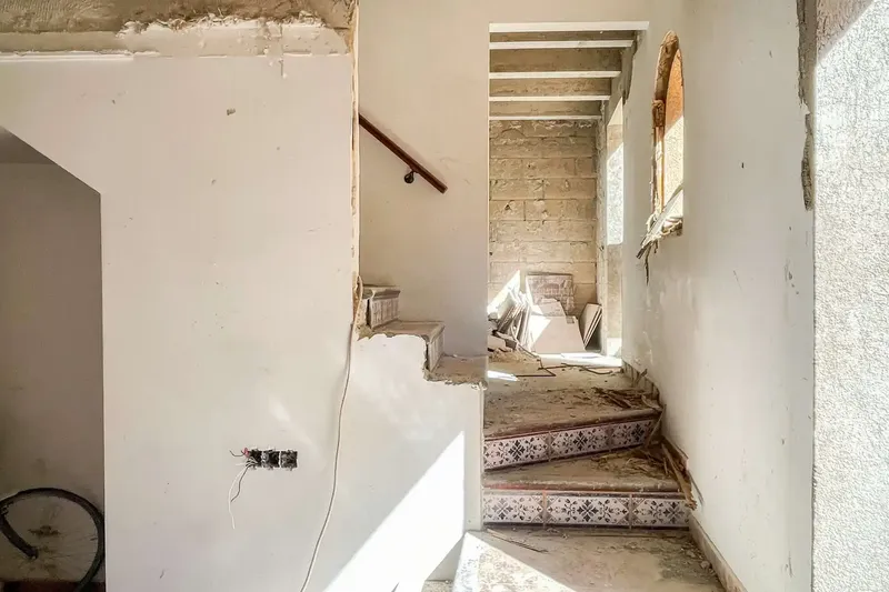 In a highly sought-after location in Artà, this historic house offers an attractive opportunity for investors looking for a project — photo 11