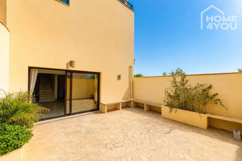 168m² terraced house with 4 rooms, patio & sea views for sale — photo 5