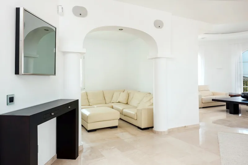 Rent: Villa on dream plot - Marcel Remus Real Estate — photo 7
