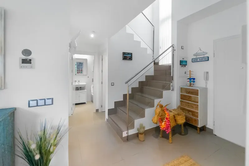 This villa, built in 2019, is located in a quiet and well-maintained residential area of Cala Murada, a few minutes by car from the — photo 3