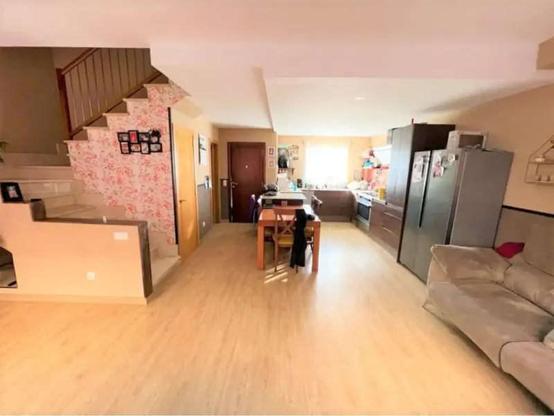 Beautiful triplex townhouse for sale in Vilafranca de Bonany, Ramón Llull street, with a total of about 170 m2 built, in a quiet area. — photo 4