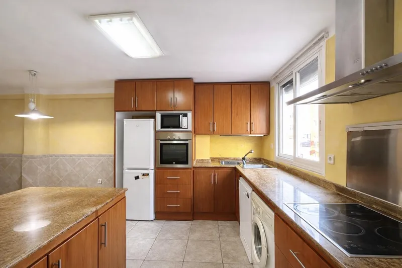 Apartment with wide and bright balcony in central area – El Fortí — photo 1