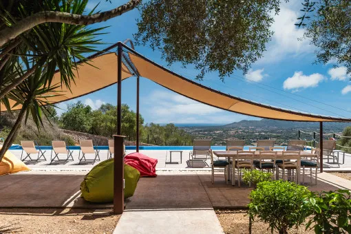 Manacor, magnificent luxury country house on a hilltop with pool and sea views, not far from Manacor — photo 7