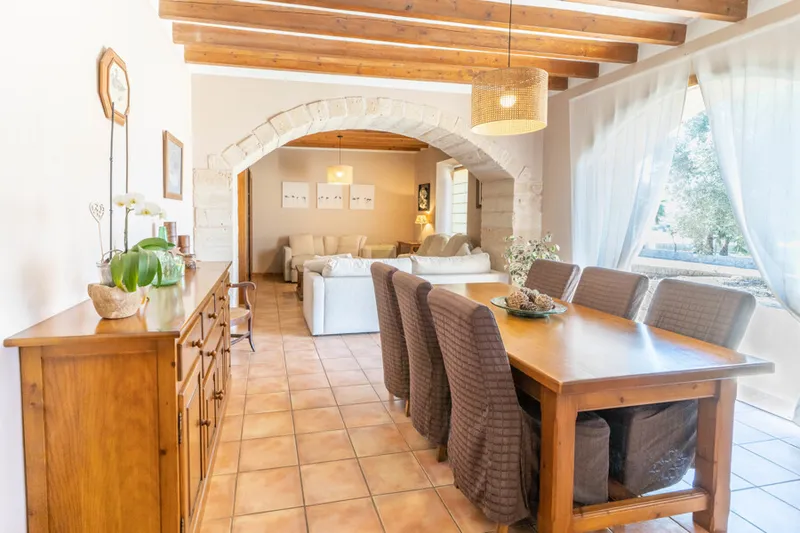 Exceptional Historic Family Estate with Endless Potential — photo 8