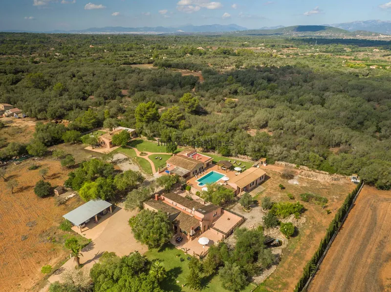 Country house with tourist licence in Algaida — photo 11