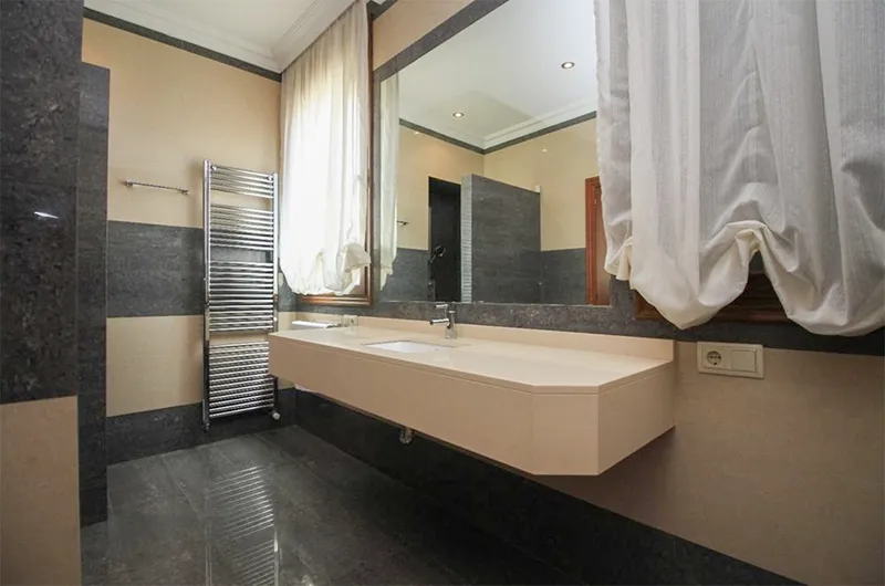 Wonderful villa with garden and pool in Costa de la Calma Mas — photo 11