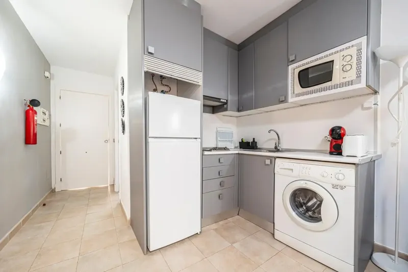 GestPropiedad, presenta este apartamento situado en Cañamel (Capdepera), una oportunidad destacada por su balcón, piscina comunitaria y ubic — photo 6