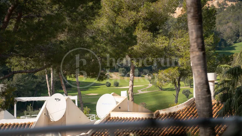 Apartment L'Oasis - Luxury apartment with golf and sea views in Bendinat — photo 3