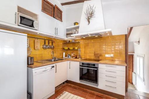 Esporles: Finca with panoramic views and holiday rental license in Esporles — photo 11