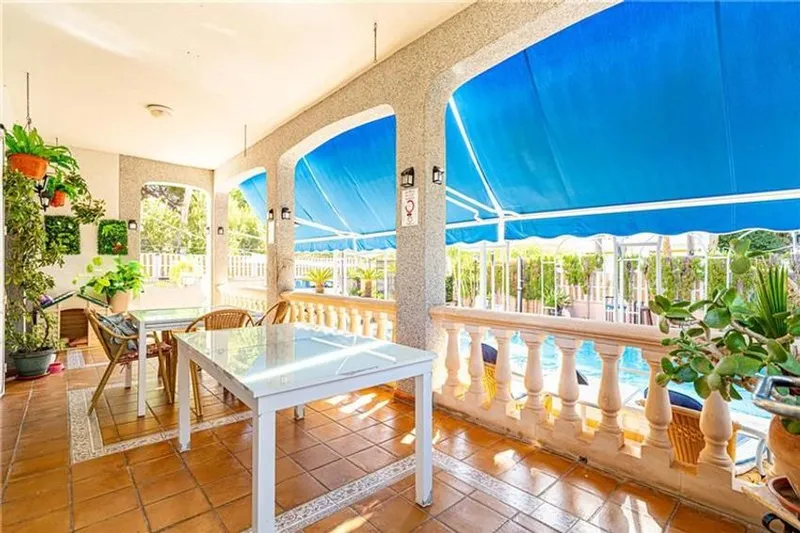 Detached house in Les Maravelles, Palma de Mallorca — photo 2