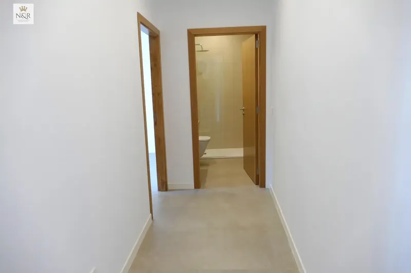 Recently renovated detached house with pool and terrace in the center of Sineu — photo 4