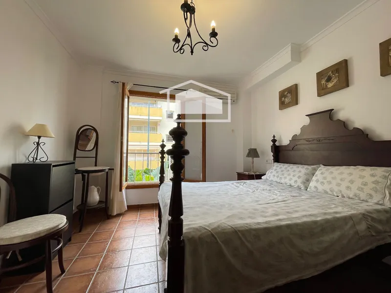 From September: ground floor in the port area with 2 bedrooms and large terrace — photo 10