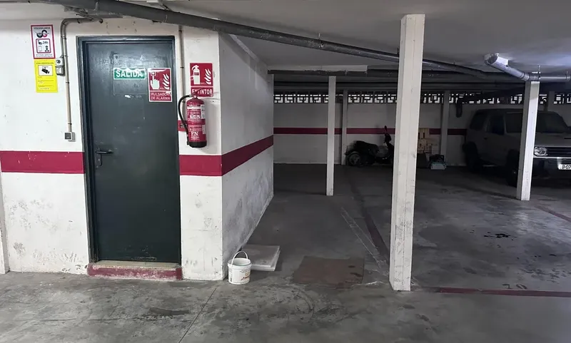 Extra large underground parking space in E... — photo 3