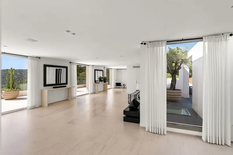 Exclusive luxury estate in Son Vida with spectacular sea and panoramic views — photo 8