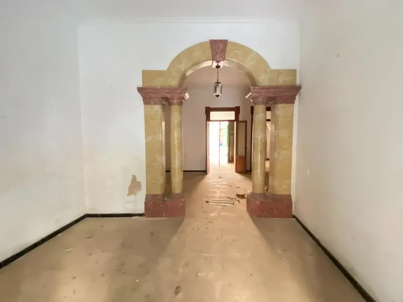 Unique opportunity! Large house with multiple possibilities in the center of Sa Pobla — photo 2