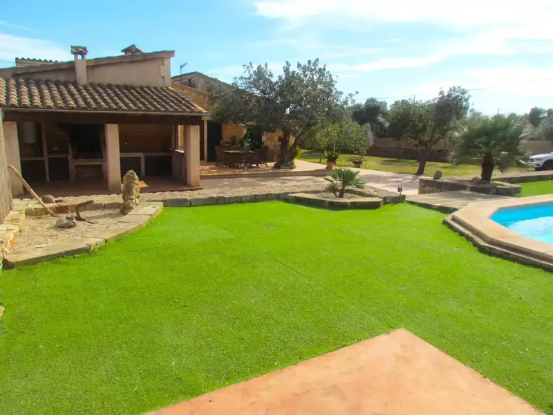Spectacular rustic finca with garden, pool, barbecue and parking in Santa Eugenia for long-term and temporary rental. — photo 4