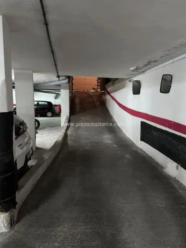 Garage. Palma de Mallorca, Plaza de las Columnas area — photo 6