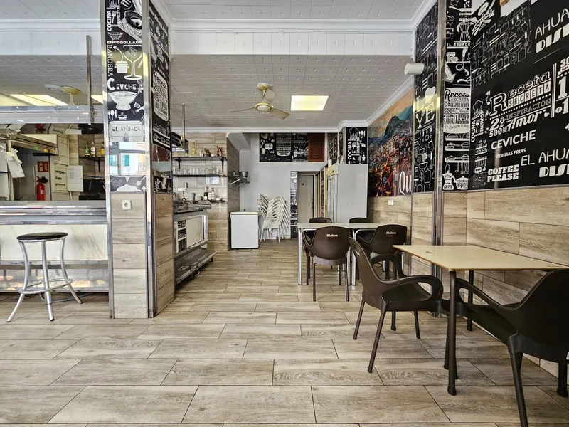 Commercial premises in Palma with bar license — photo 4