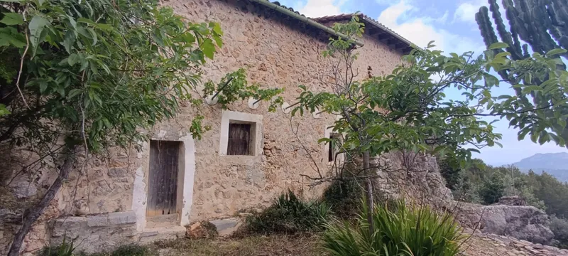 Finca to renovate in a very nice and quiet location in the mountains above Sóller — photo 1