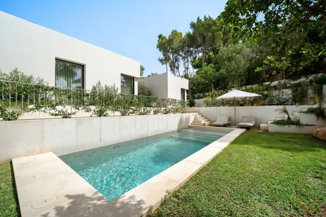 Modern villa with sea views for sale in Portals Nous, Southwest Mallorca — photo 8