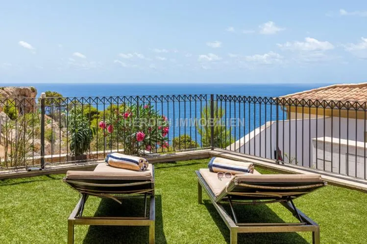 Fantastic Apartment with Sea Views in Port Andratx Mallorca for Sale — photo 6
