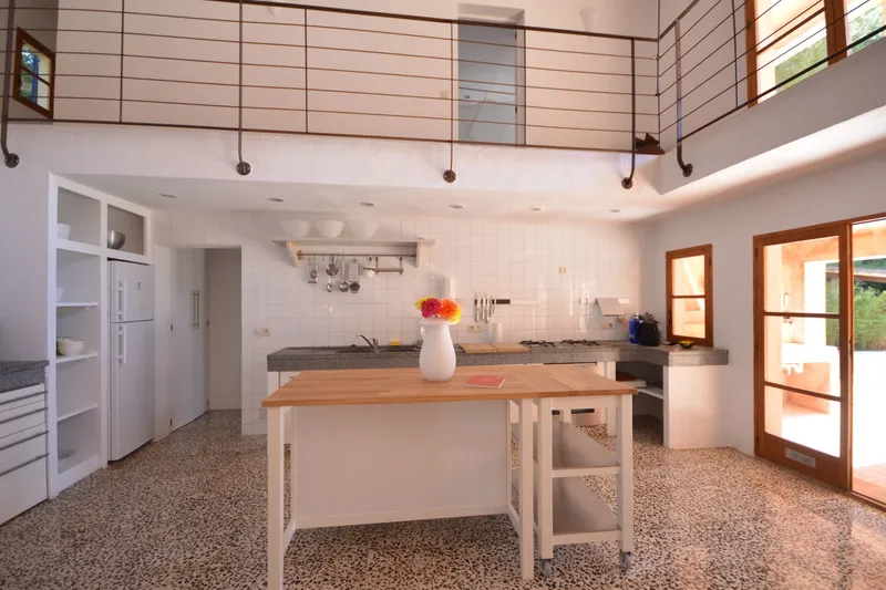 Finca with open gallery and panoramic sea views in Es Carritxo — photo 3