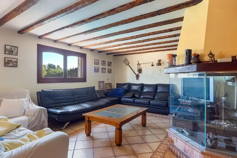 Beautiful chalet with pool and open views in a quiet residential area of the charming village of Palmanova — photo 2