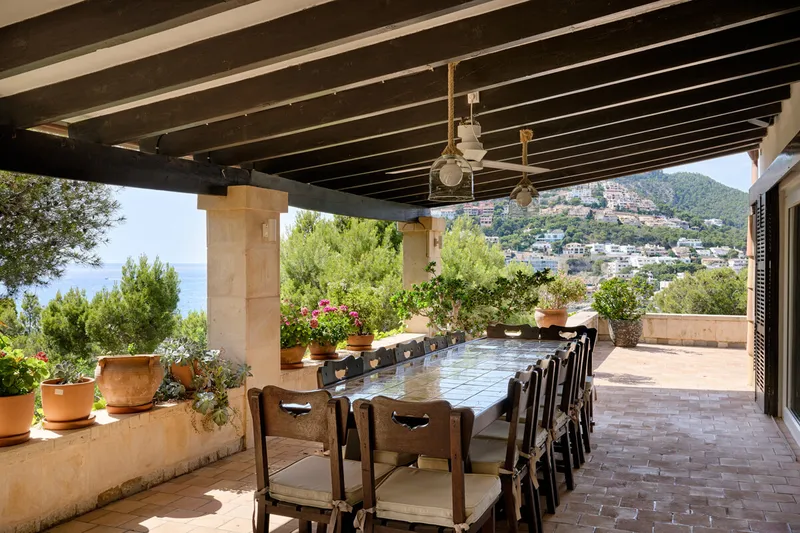 Exclusive: Stunning Mallorcan-style estate with a vacation rental license and breathtaking views across the bay - Marcel Remus Real Estate — photo 8