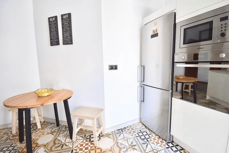 Renovated apartment with terrace and four bedrooms in the old town of Palma de Mallorca — photo 8