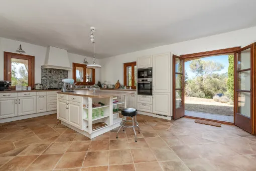 Muro, Mediterranean dream finca in a prime location in Muro — photo 11