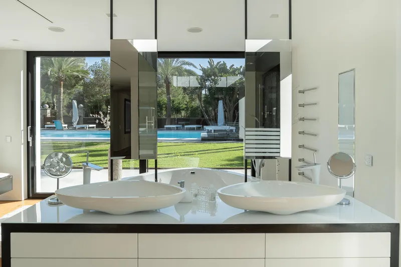 Villa next to the golf course in Nova Santa Ponsa — photo 10